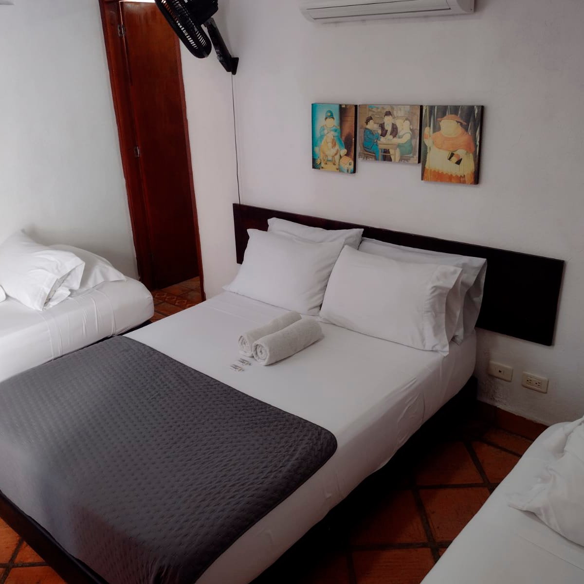 Quadruple Room - Photo 14